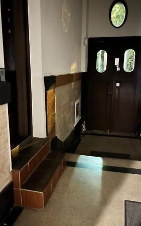 Downtown Apartment B Krakow Bagian luar foto