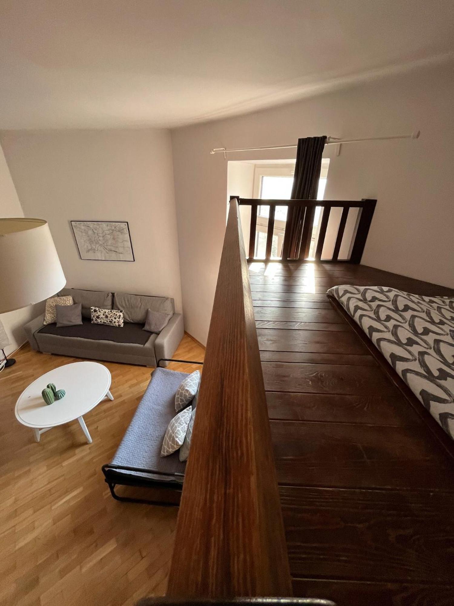 Downtown Apartment B Krakow Bagian luar foto